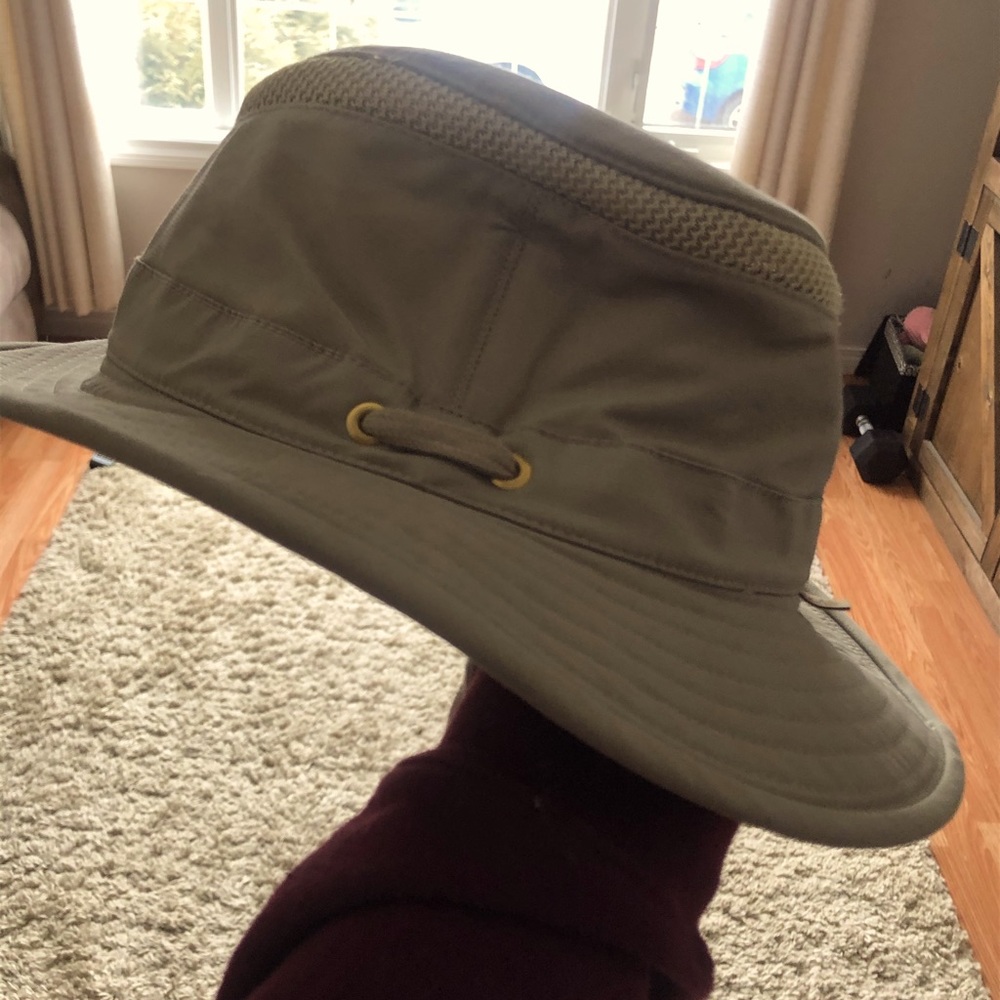 Tilley hat
